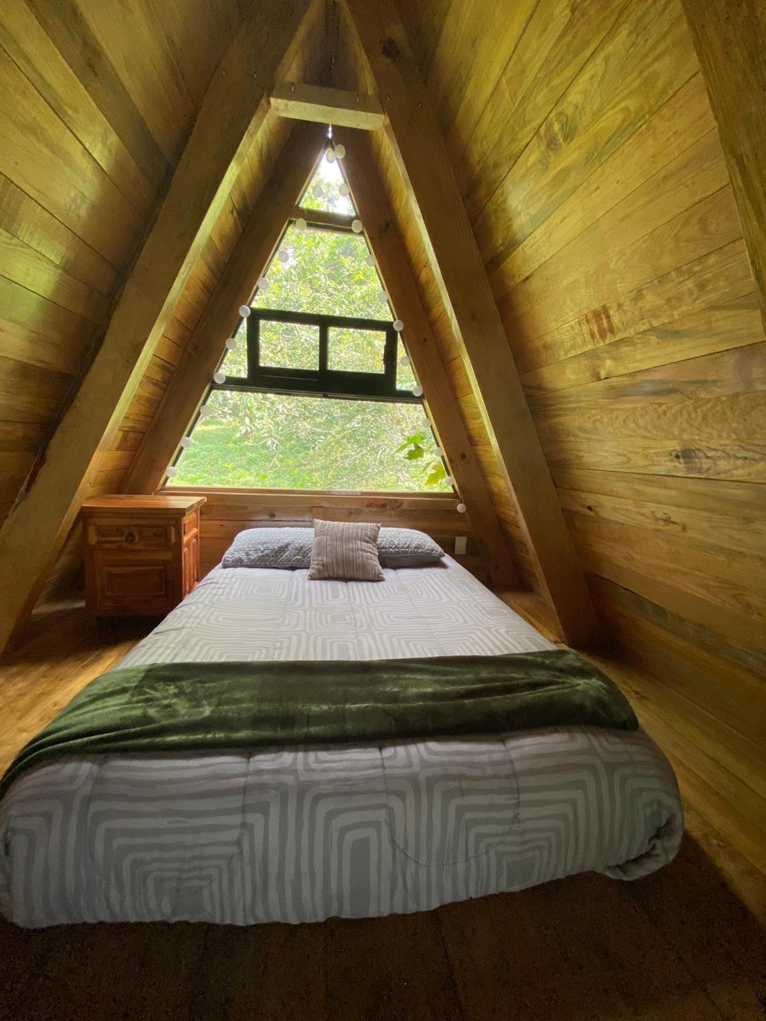 Cabanas Alpina, Romantica Y Acogedora A 10 Minutos Del Centro Tepoztlán Kültér fotó