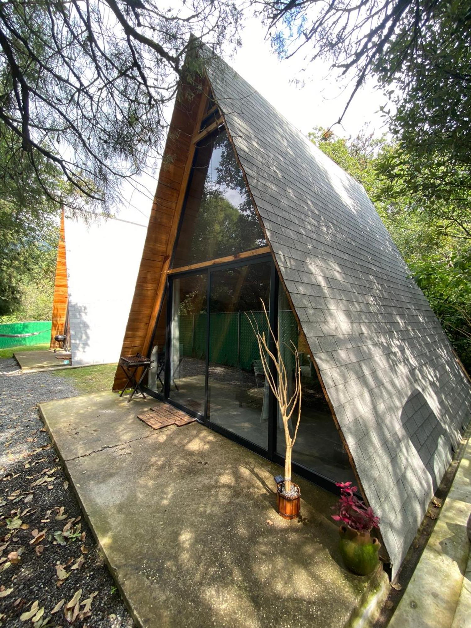 Cabanas Alpina, Romantica Y Acogedora A 10 Minutos Del Centro Tepoztlán Kültér fotó